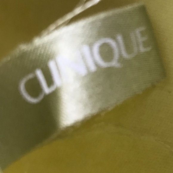 Clinique Green Shiny Cosmetic Makeup Travel Bag - Picture 7 of 7